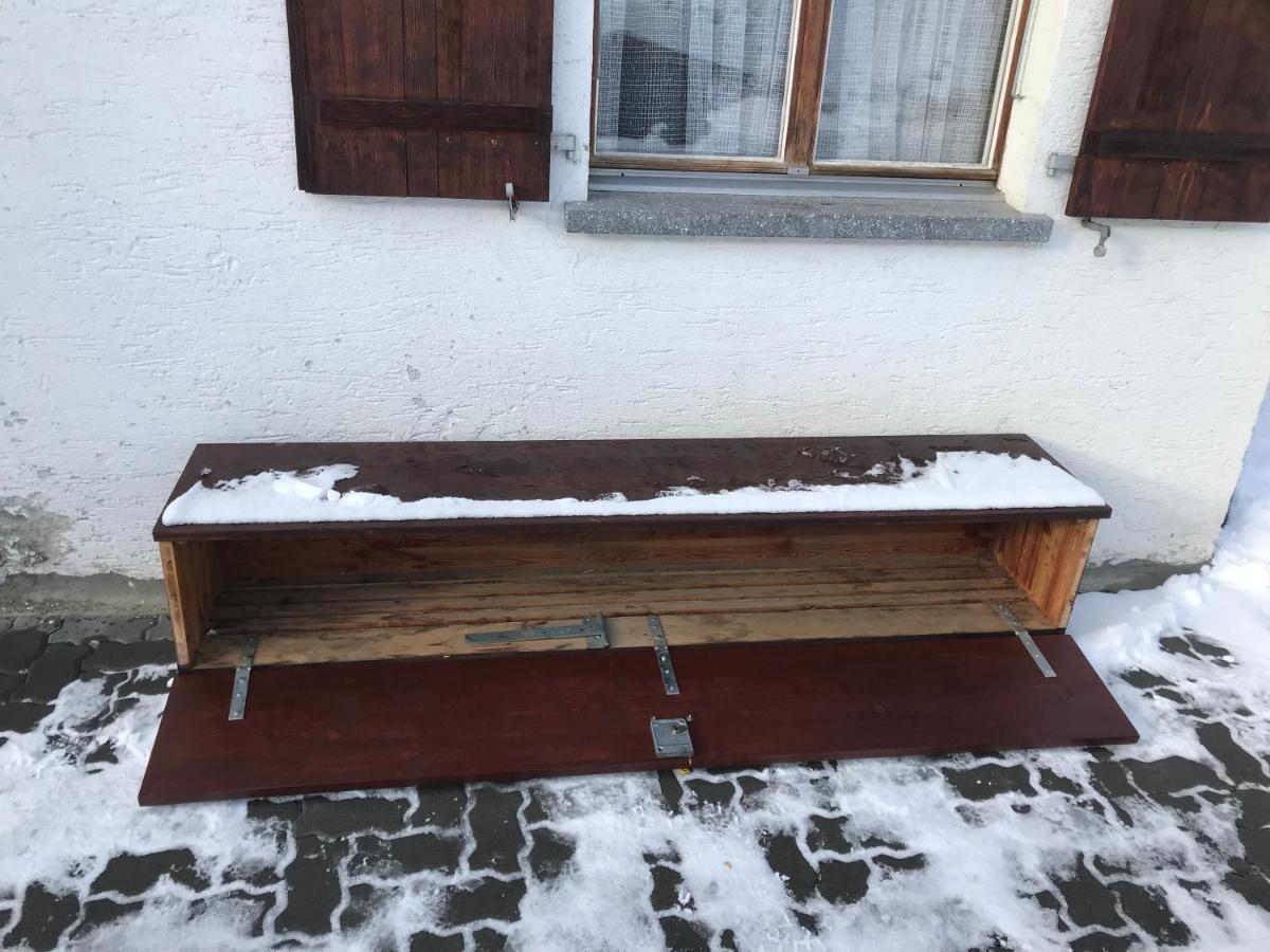 Ferienwohnung Im Chalet Boubou Wiler Dış mekan fotoğraf